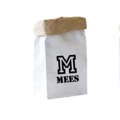 paperbag met naam en eerste letter